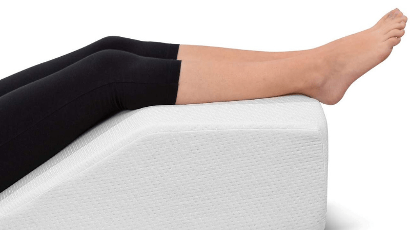 Cara Mengatasi Lutut Sakit di Usia Muda - istirahat